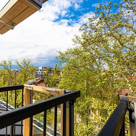 Апартамент Industrial-style 2bd Loft With Parking Spot By Flat Mаnager