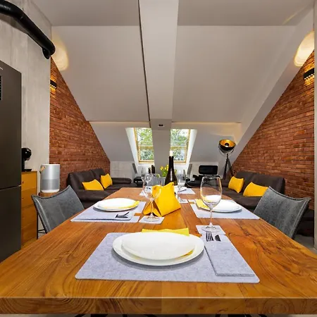 Industrial-style 2bd Loft With Parking Spot By Flat Mаnager *