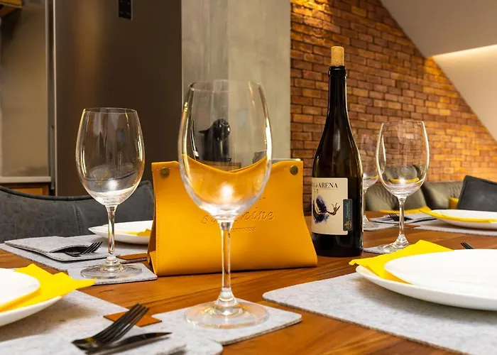 Industrial-style 2bd Loft With Parking Spot By Flat Mаnager アパート プロヴディフ